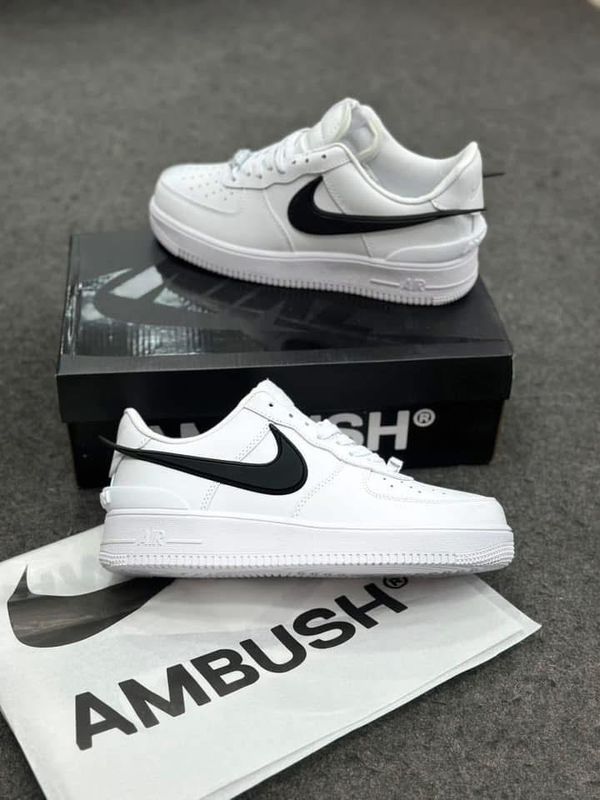 Air Force1 Low Ambush (1:1)