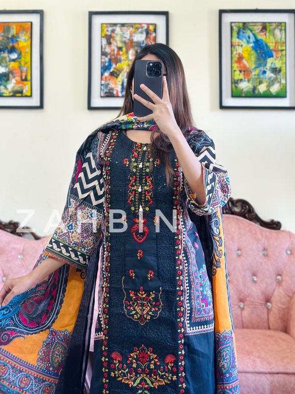 Zareen♥️