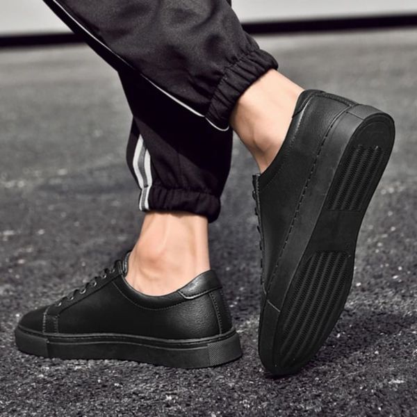 đ¤Full Black Sneakers (FB)