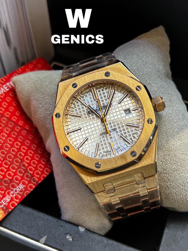 Audemars Piguet White Dial Gold Chain AAA