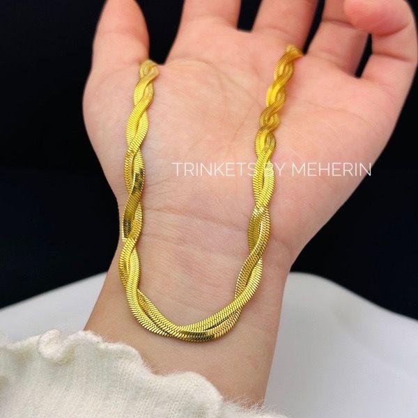 High quality neckpiece