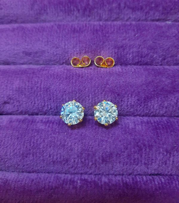 Dewdrop CZ stud earrings |L size| 8mm stone