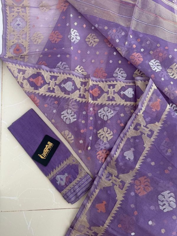 ক্যামেলিয়া 💜