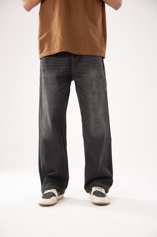 Deep grey baggy fitted denim pant