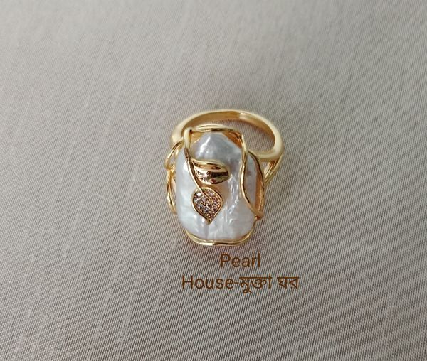Pearl Adjustable Finger Ring