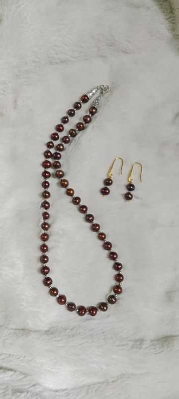 Coffee colour pearl necklace