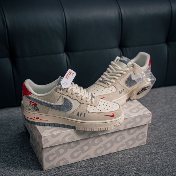 Nike Air Force 1 (1:1)