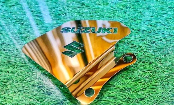 Premium Golden Front Caliper Gourde For Gixxer All Model