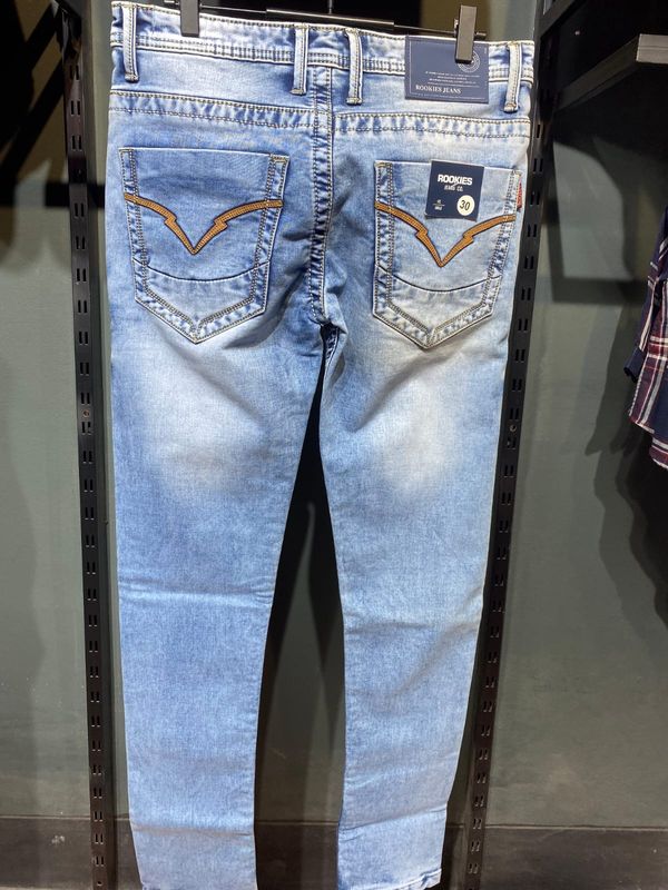 Jeans- Light Blue Style