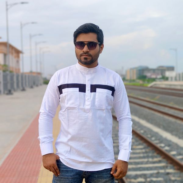 Double pocket contrast katua white color