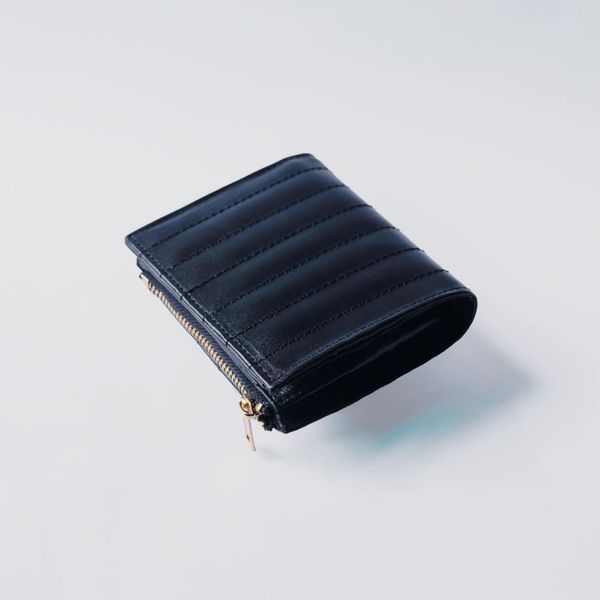 Amow Love Black