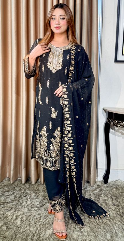 ইন্ডিয়ান জর্জেট থ্রি-পিস কালেকশন