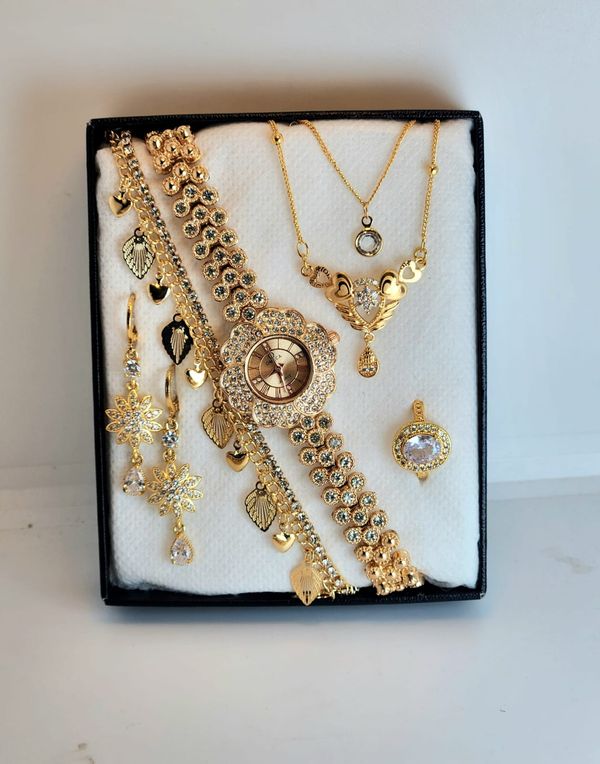 Women Watch Combo