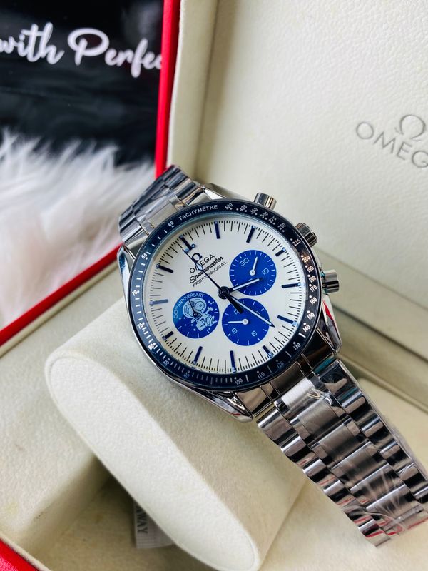 OMEGA SNOOPY EDITION || WHITE DIAL