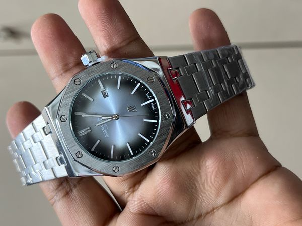 AP NONE CHRONO DEAD SKY DIAL
