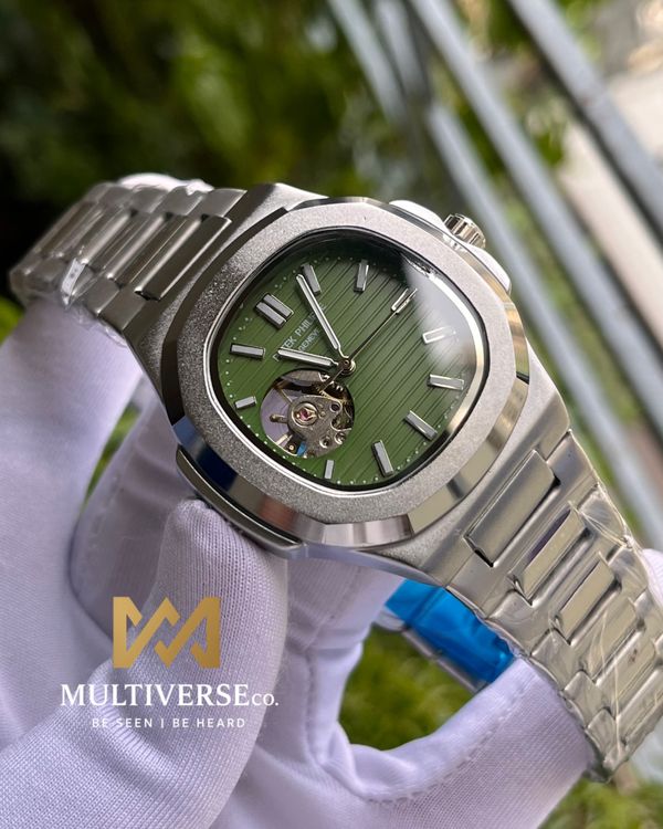 PP NAUTILUS OPEN HEART SILVER GREEN (SEMI AAA)