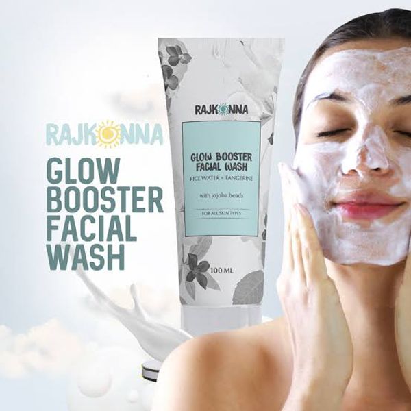 Rajkonna Glow Booster Facewash
