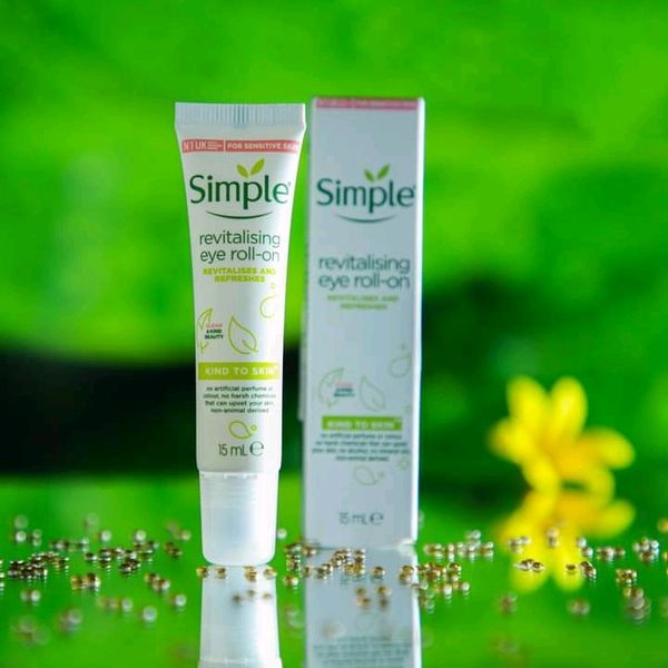 Simple Revitalising Eye Roll-on
