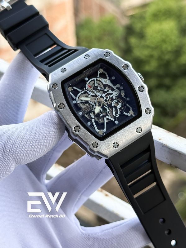 RM SILVER CASE BLACK BELT