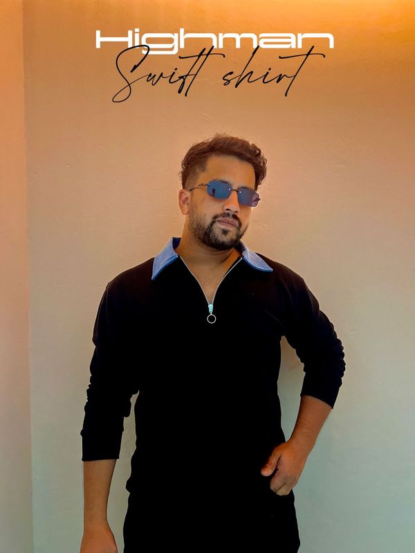 Premium Sweatshirt (Black)