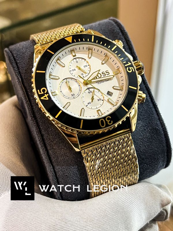 BOSS MESH CHAIN V2 GOLDEN CASE WHITE DIAL