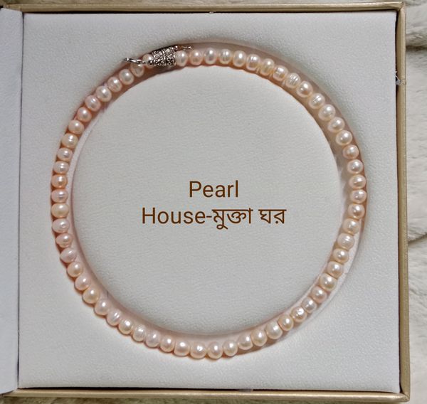 Pink pearl one layer necklace