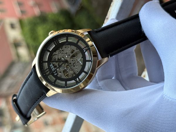 FOSSIL AUTOMATIC BLACK BELT GOLD CASE BLACK DIAL