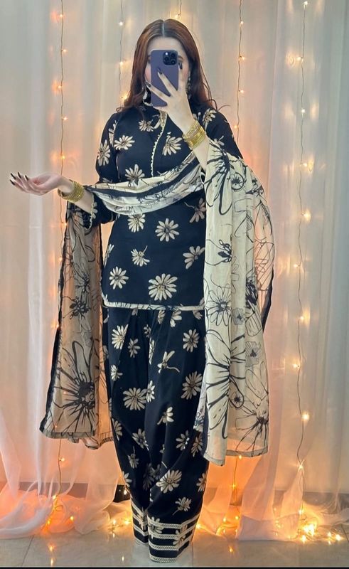 Premium Farshi Style Three Piece Set - Image 3