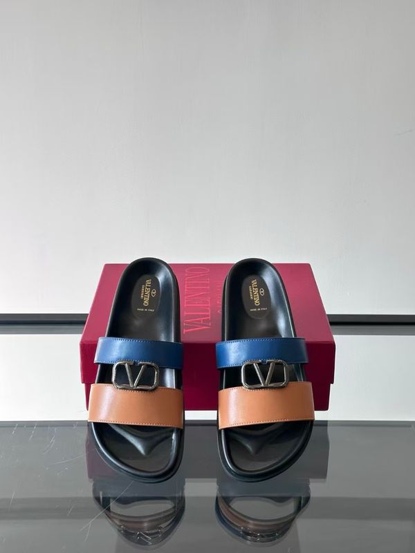 Valentino Garavani Sandals (1:1)