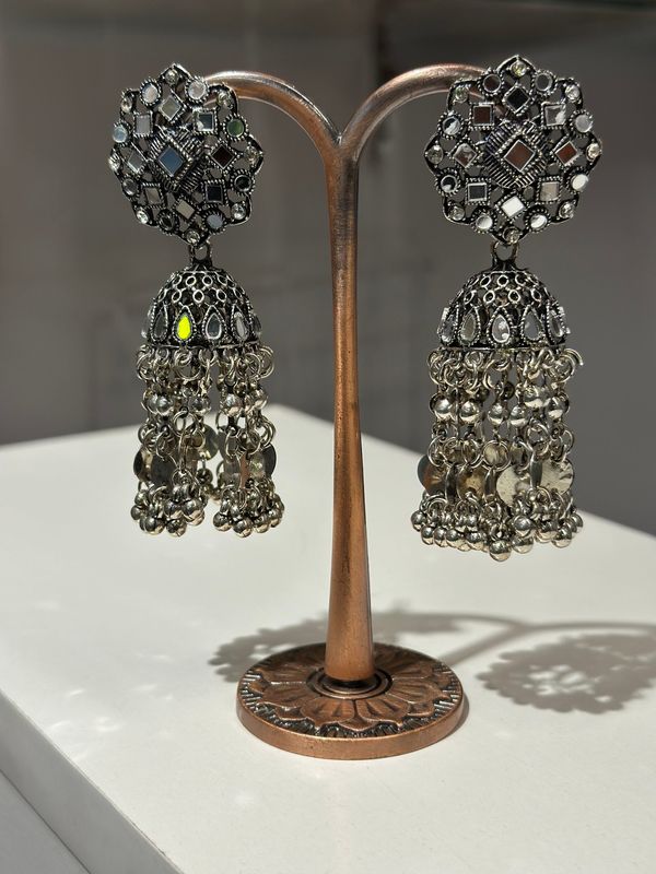Black Polish Jhumka