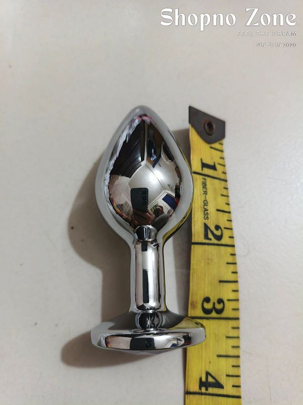 Metal Plug Medium Size - Image 5