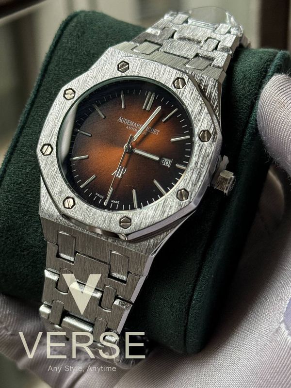 AP none chrono brown dial