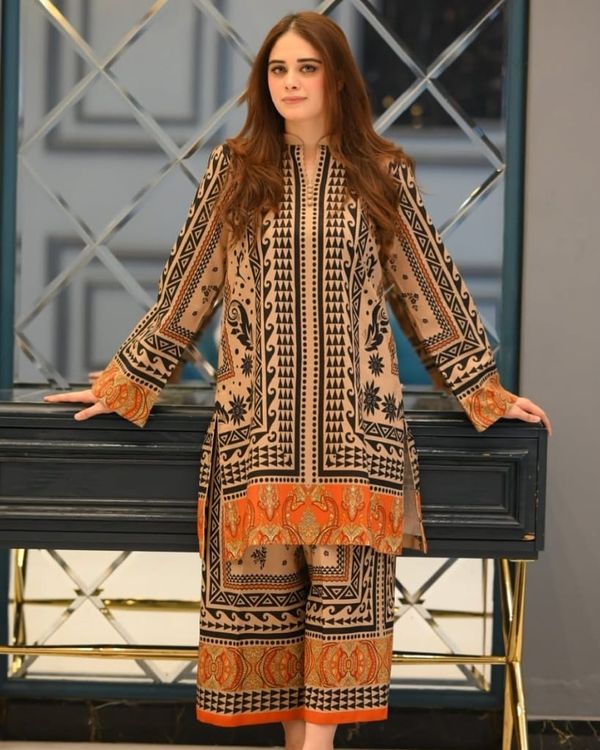 Lightllow Two Piece