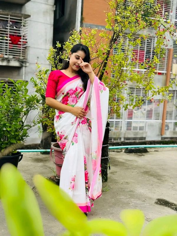 ডিজিটাল প্রিন্ট শাড়ি ব্লাউজ পিস সহ
