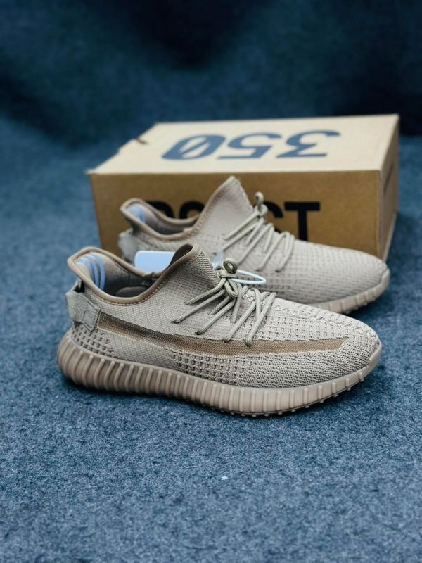 Adidas x Yezzy 350 Boost V2 (1:1)