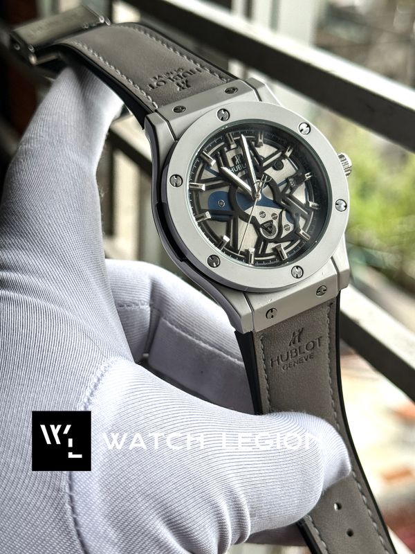 HUBLOT AUTO NEW GREY VELVET TEXTURE