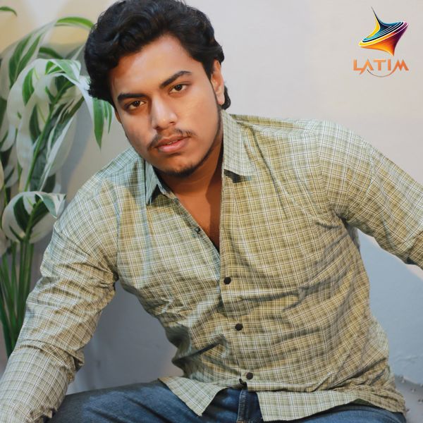 ফুল স্লিপ কটন ফেব্রিক শার্ট।