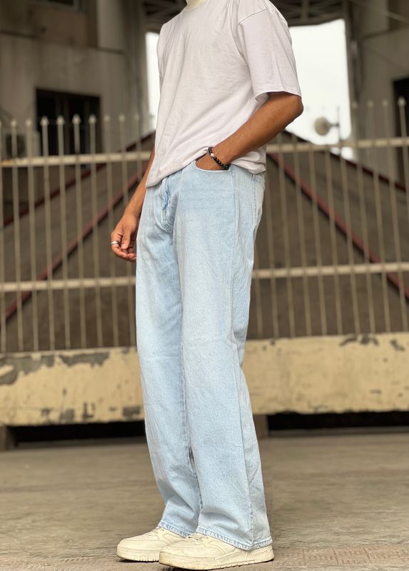 Straight Cut Baggy Denim