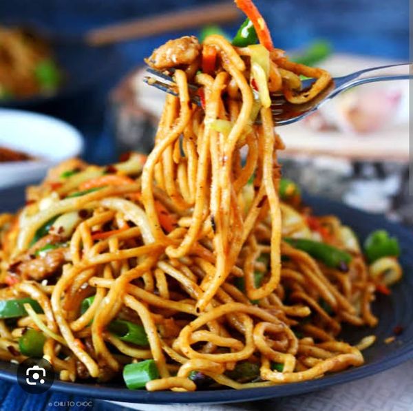 Chicken chow mein (1:1)