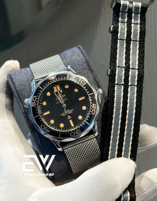 OMEGA 007 NATO STRAP FREE SWEEP MOVEMENT