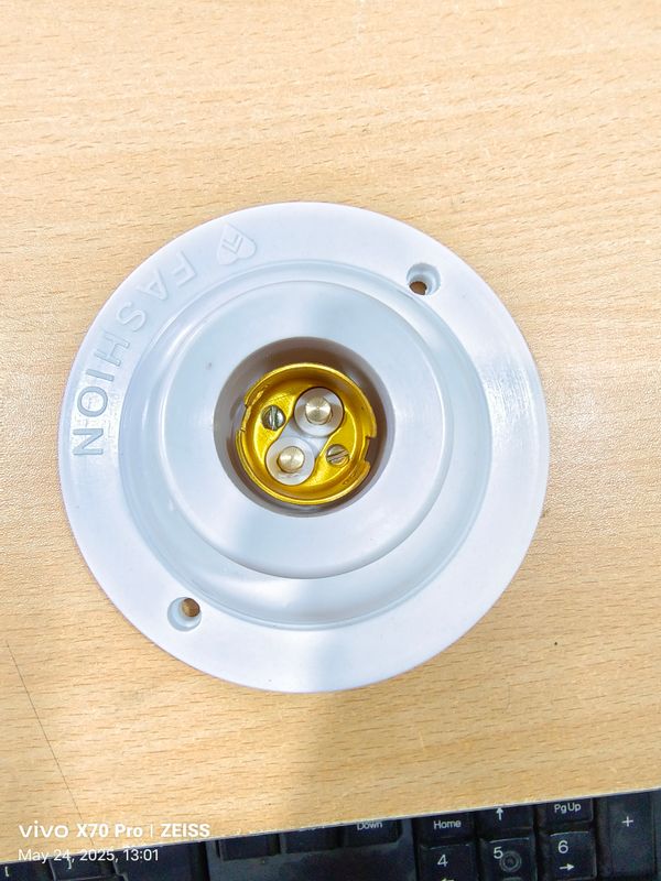 SQURE BETAM HOLDER (LC)