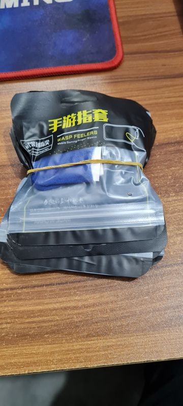 2 Pairs Finger Sleeves for Gaming, Anti-Sweat, Silver Fiber
