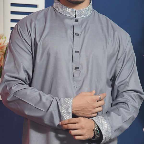 স্টাইলিশ পাঞ্জাবি – আধুনিকতার ছোঁয়ায় ঐতিহ্য