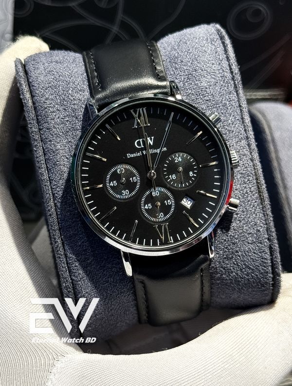 DW SILVER CASE BLACK DIAL BLACK BELT