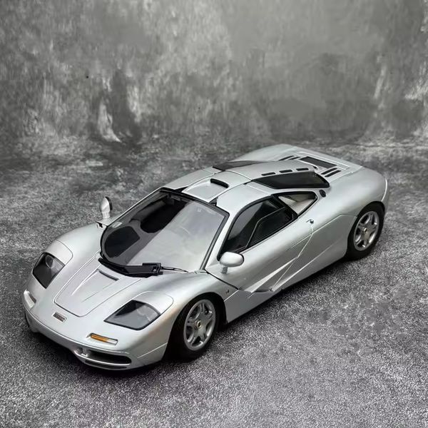 McLaren F1 GTR – 1:36 Scale Die-Cast Model