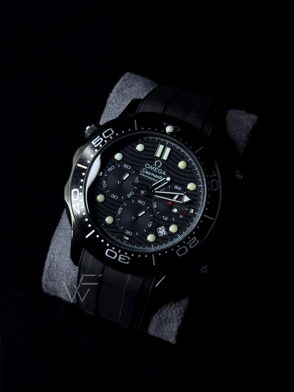chromatic hyper black