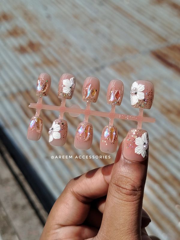 Press on Nails (White Flowers)