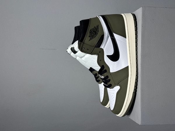 Air Jordan 1 High Medium olive