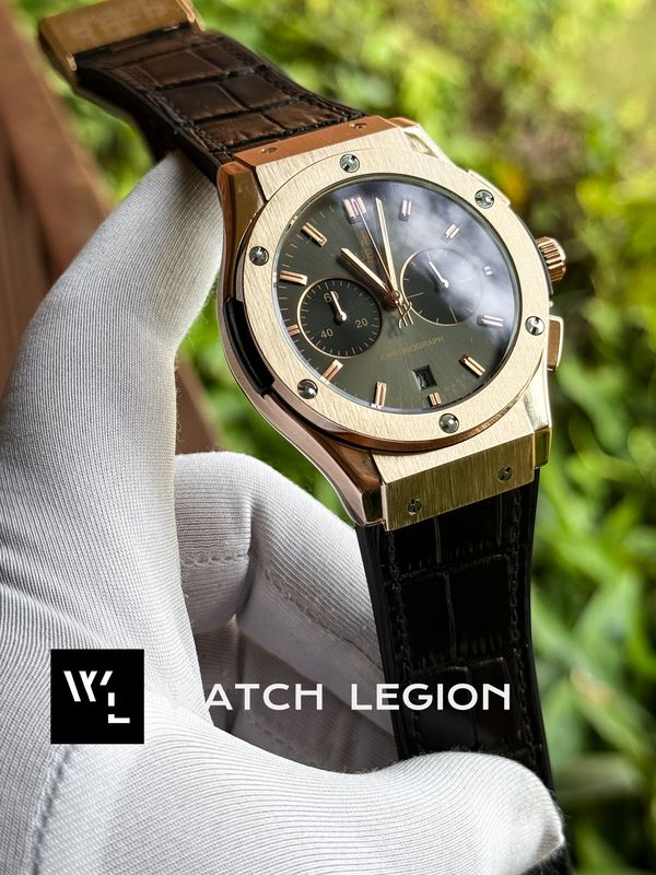 HUBLOT CLASSIC FUSION ROSE GOLD CASE BLACK BELT GREY DIAL LEATHER TEXTURE