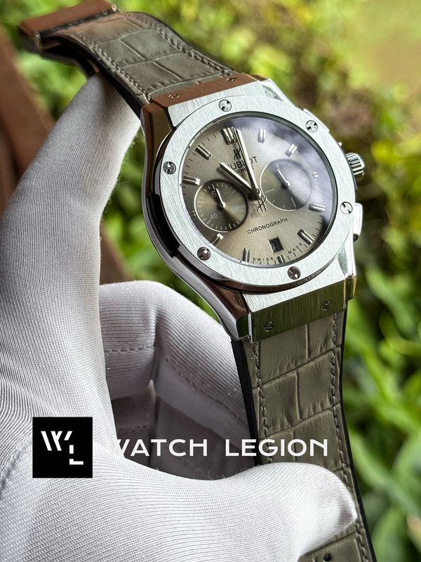 HUBLOT CLASSIC FUSION FULL GREY LEATHER TEXTURE